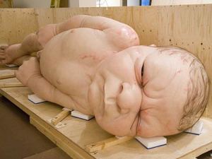 ron-mueck-install